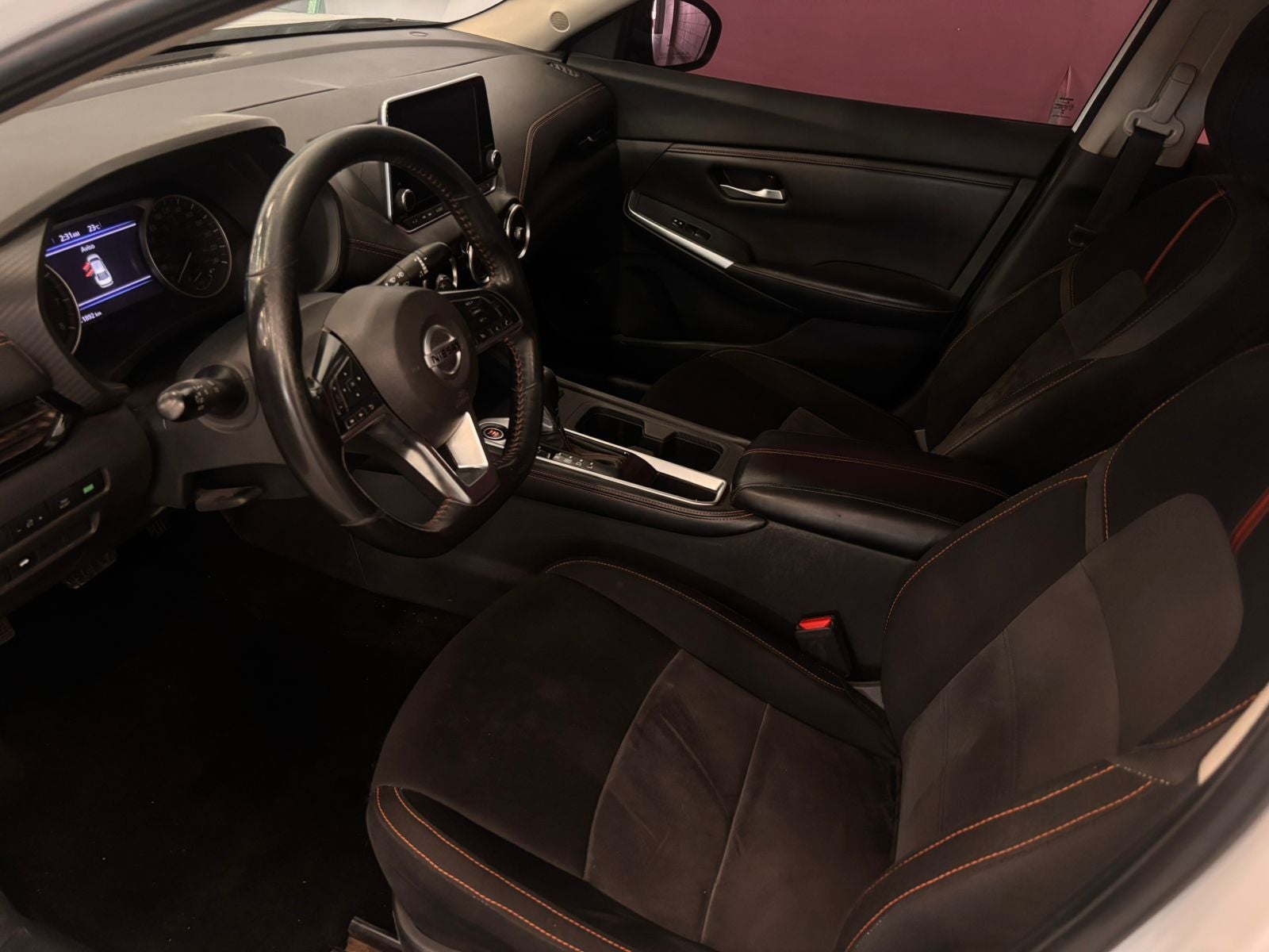 2023 Nissan Sentra 2.0 SR Bi-Tono At