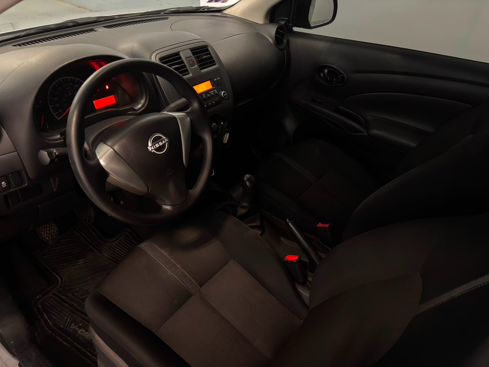 2024 Nissan V-Drive 1.6 A/C Mt
