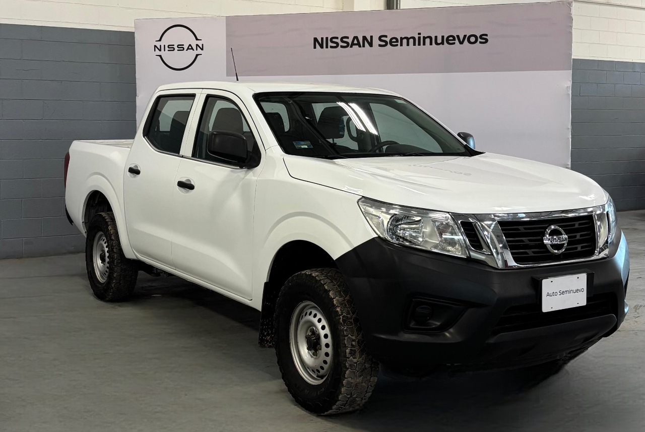 2020 Nissan NP300 2.4 Doble Cabina Se Aa Pack Seg Mt