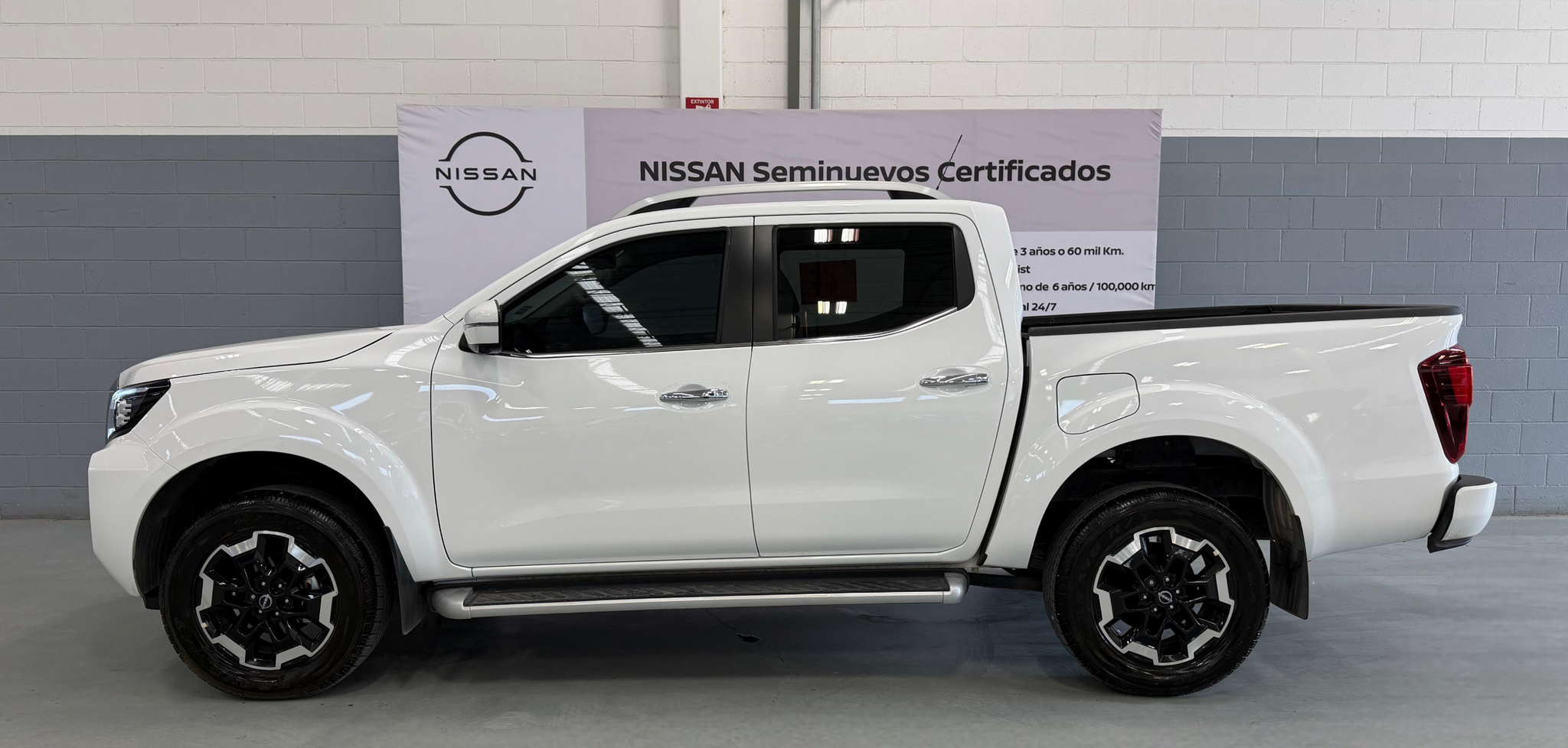 2025 Nissan Frontier 2.5 Doble Cabina LE Platinum At