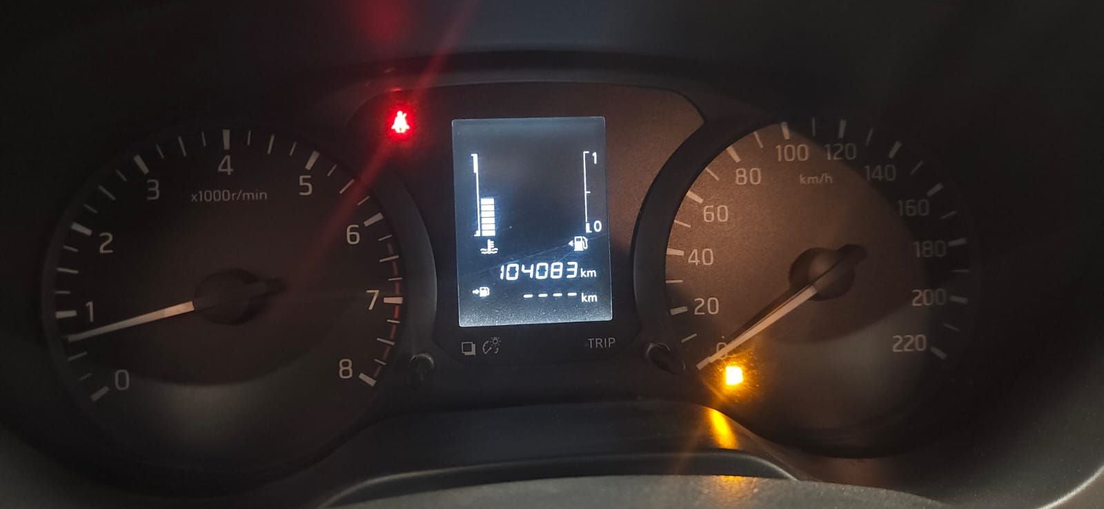 2018 Nissan NP300 Doble Cabina 2.5 SE Paq Seguridad Mt