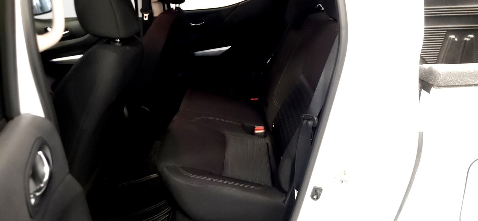 2025 Nissan Frontier 2.5 Doble Cabina LE 4x2 At