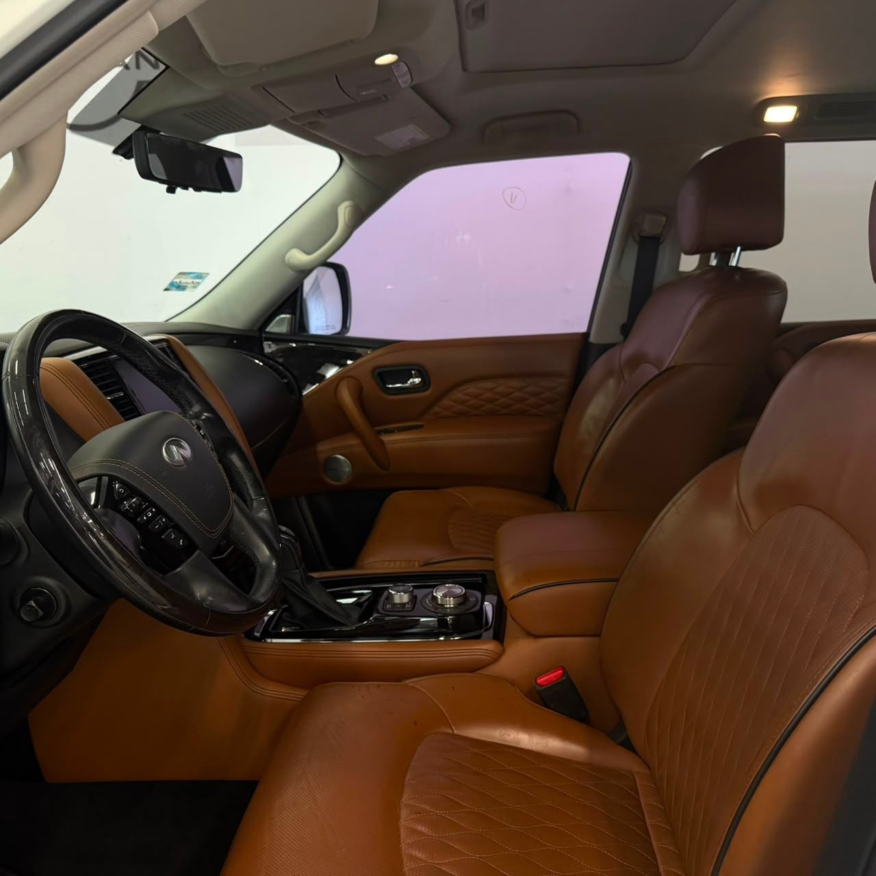 2021 INFINITI QX80 5.6 Sensory 8 Pasajeros At