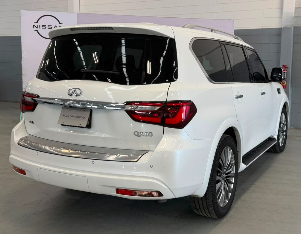 2021 INFINITI QX80 5.6 Sensory 8 Pasajeros At