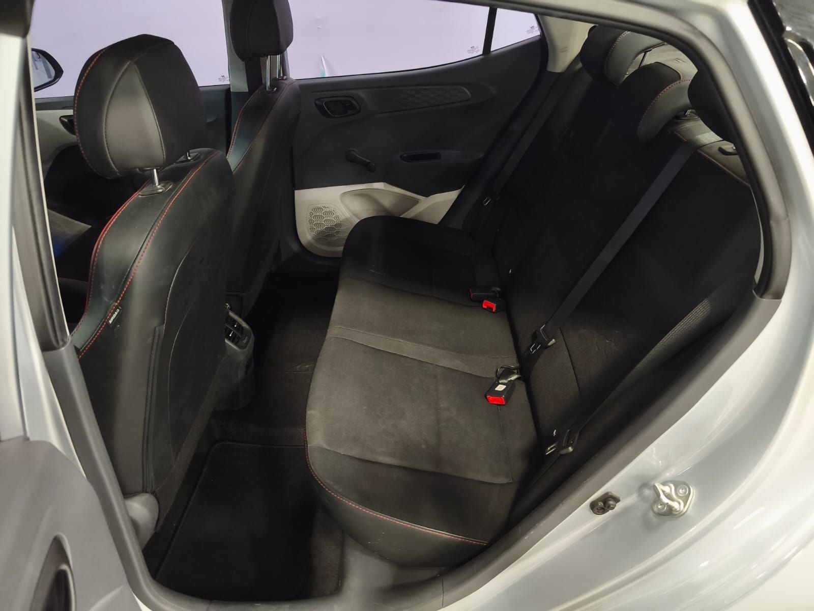 2024 Hyundai Grand i10 1.2 Gl Sedan Mt